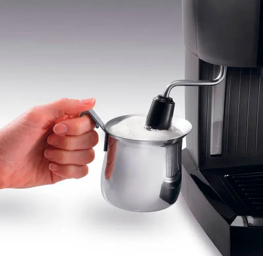 Кавоварка DeLonghi EC 156 B