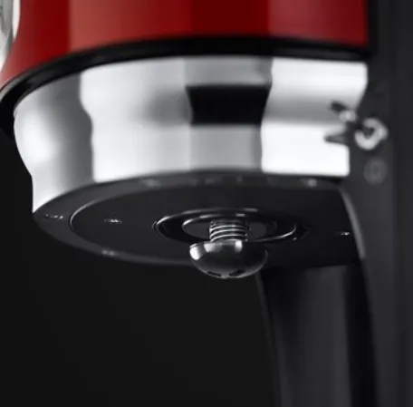 Кавоварка Russell Hobbs Retro Ribbon Red 21700-56