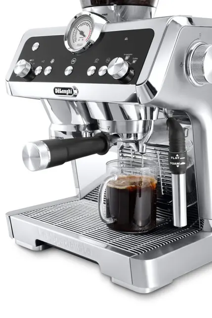 Кофеварка DeLonghi EC 9335 M La Specialista